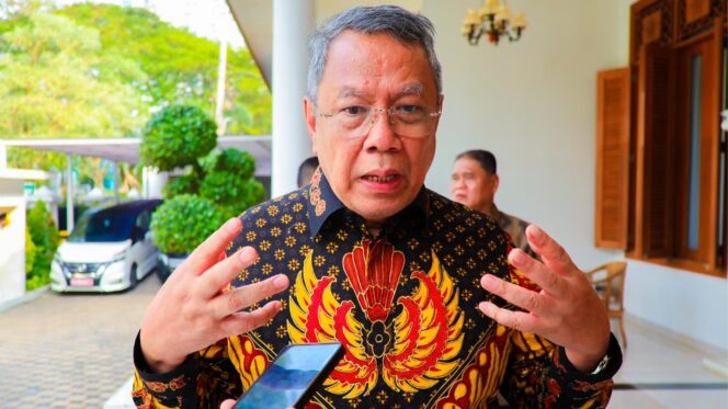 
 Wali Kota Tangerang Selatan Benyamin Davnie. Foto: ist