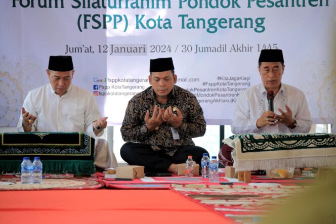 
 Penjabat (Pj) Wali Kota Tangerang, Nurdin, menghadiri acara Syukuran Grha Santri 2210. Foto: HumasPro 