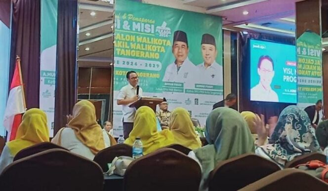 
 Bakal Calon Wali Kota Tangerang H.A. Jazuli Abdillah saat pemaparan Visi Misi Penjaringan PKB. Foto: ist