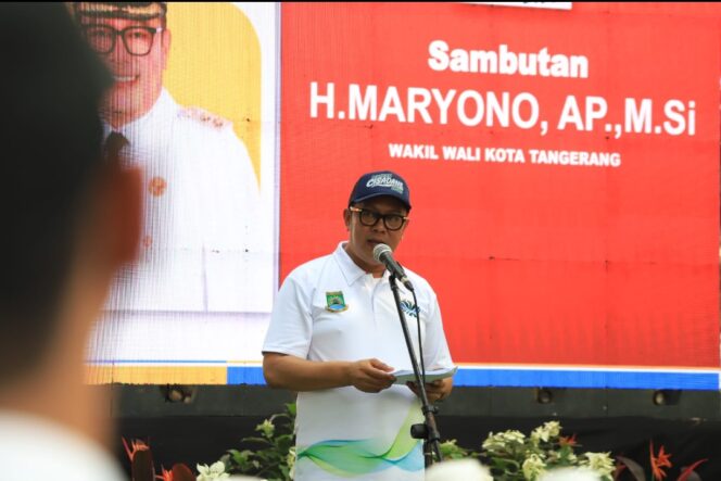 
 Wakil Wali Kota Tangerang Maryono saat membuka Lebaran Cisadane dan Cisadane Awards 2026 di Hutan Kota, Kota Tangerang. Foto: ist