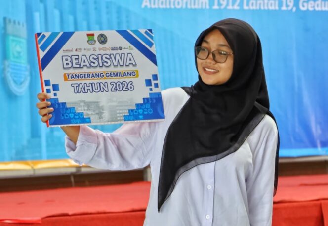 
 Salah satu penerima Beasiswa Tangerang Gemilang asal Kecamatan Sukadiri, Intan Nur Fadilah, Foto: Ist