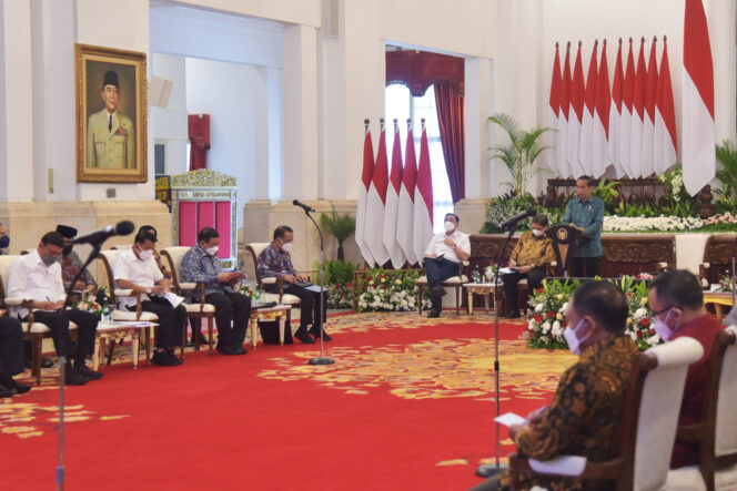 
 Presiden Minta Jajaran Antisipasi Cuaca Ekstrem dan Krisis Pangan